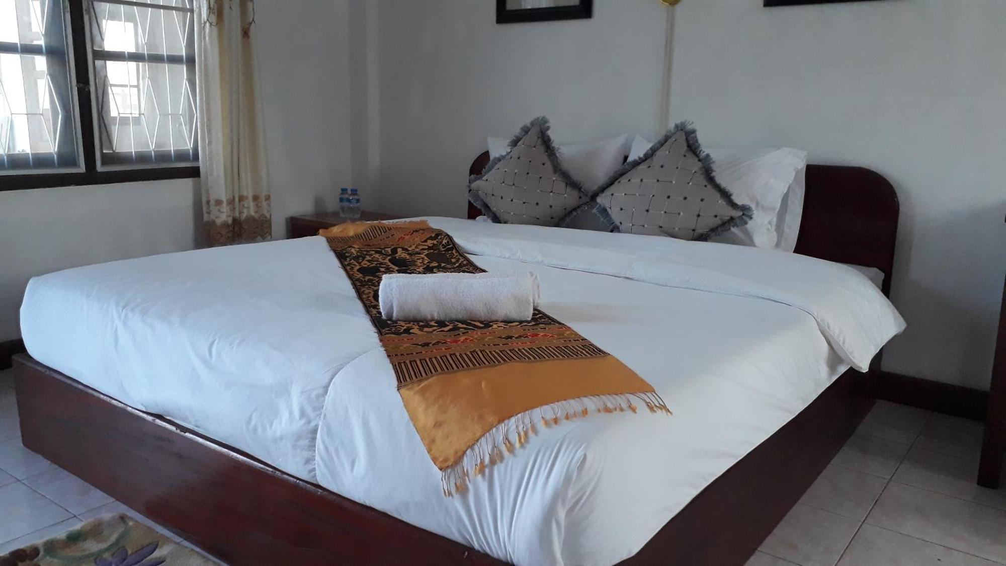 Sanhak Guesthouse 1 Ban Nahin-Nai Esterno foto