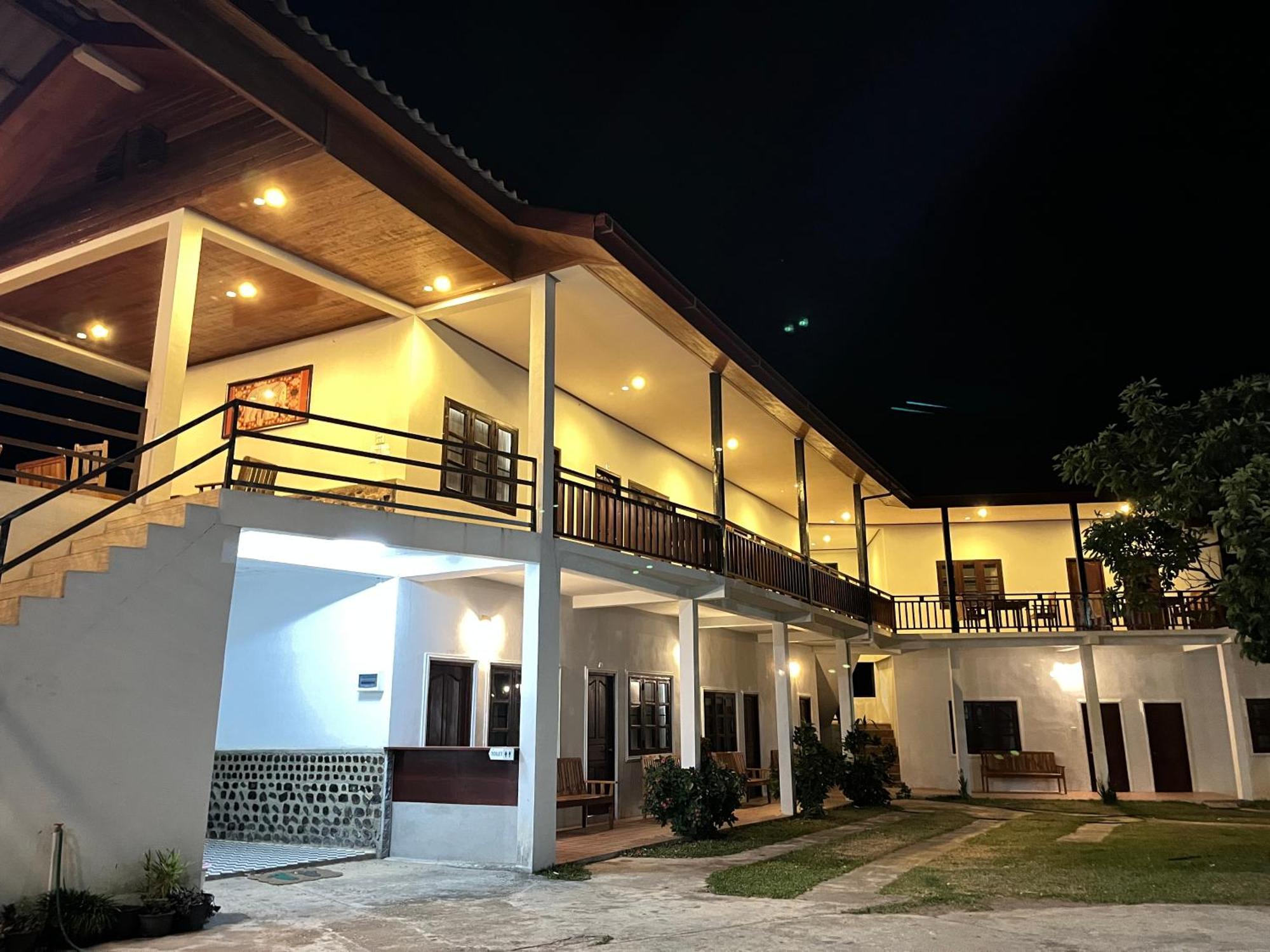 Sanhak Guesthouse 1 Ban Nahin-Nai Esterno foto
