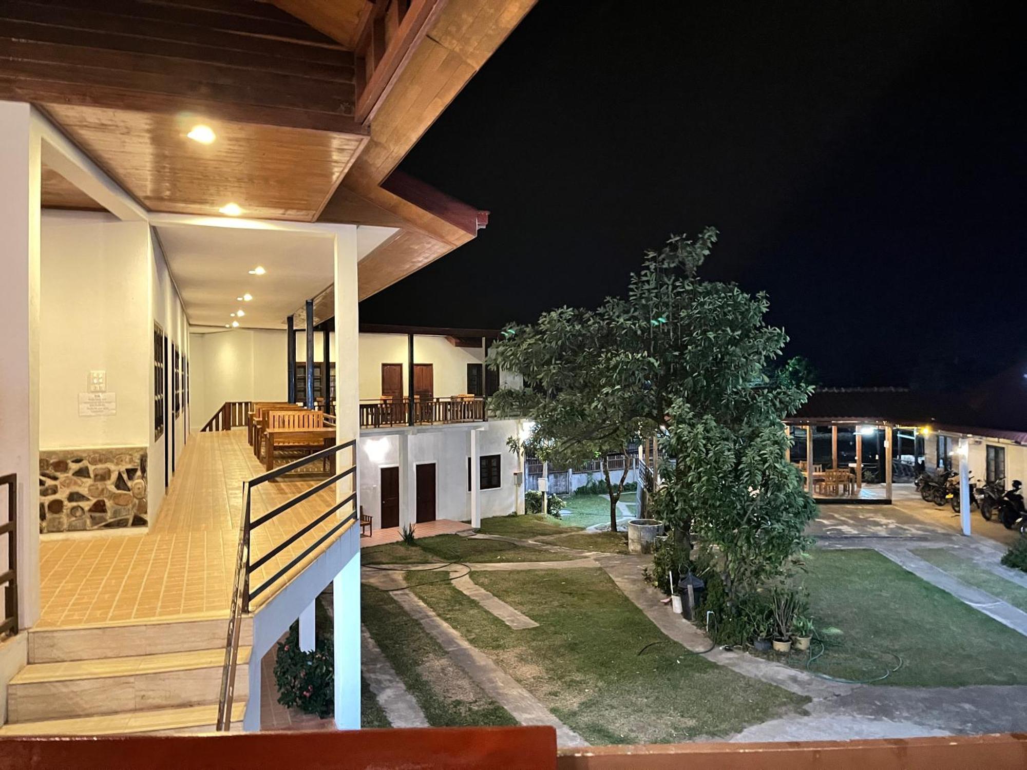 Sanhak Guesthouse 1 Ban Nahin-Nai Esterno foto